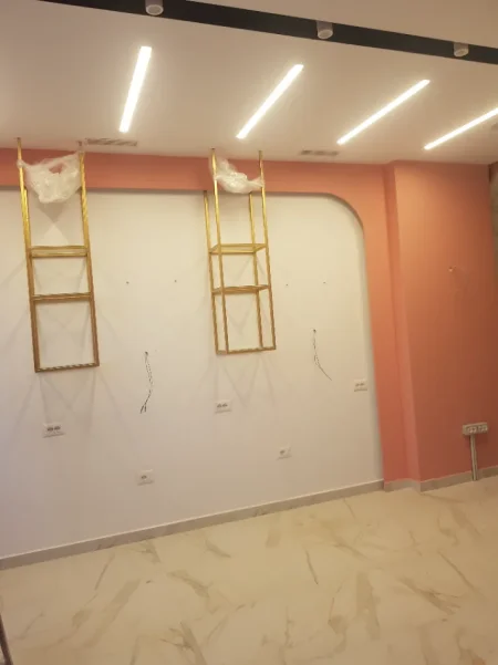 Tirane, ofroj Punime Rikonstruksjone / pllaka/parket /gipse