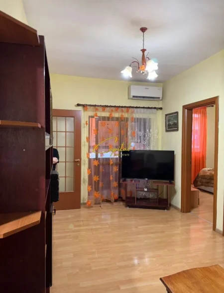 Tirane, jepet me qera apartament 2+1 Kati 3, 70 m² 600 € (DON BOSKO)