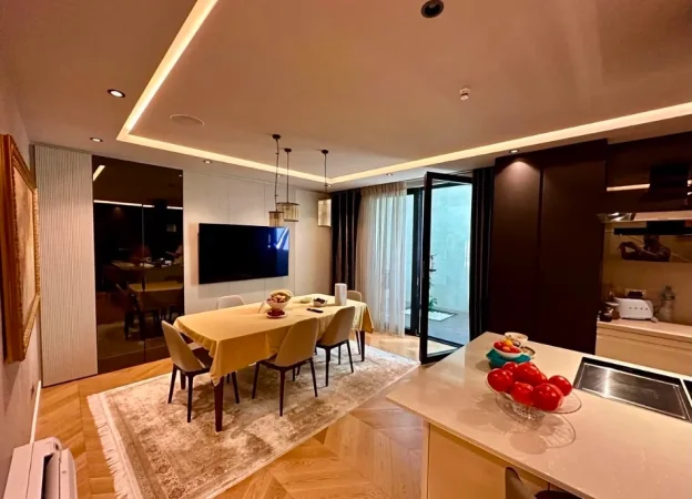 Tirane, shitet Vile Vile 3 Katshe , 270 m² 1.000.000 € (Mandarin Residence)