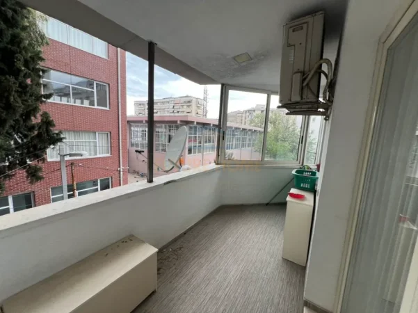 Tirane, shitet apartament 3+1+Ballkon Kati 1, 103 m² 220.000 € 