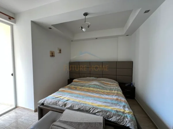 Tirane, jepet me qera apartament 2+1 Kati 5, 115 m² 500 € 