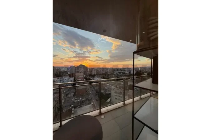 Tirane, jepet me qera apartament 2+1 , 104 m² 1.299 €