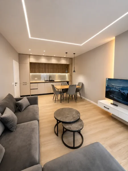 Tirane, jepet me qera 1+1+Ballkon , 70 m² 45,000 ALL