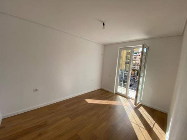 Tirane, shitet apartament 2+1+BLK Kati 4, 65 m² 149.000 Euro (21 Dhjetori)