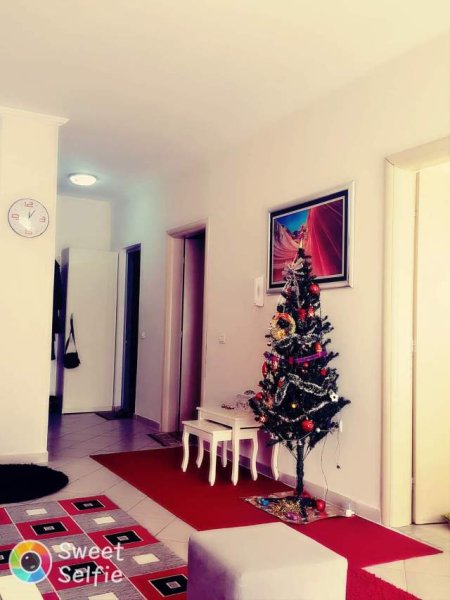 Tirane, jepet me qera apartament 2+1+A+BLK Kati 7, 80 m² 40.000 Leke