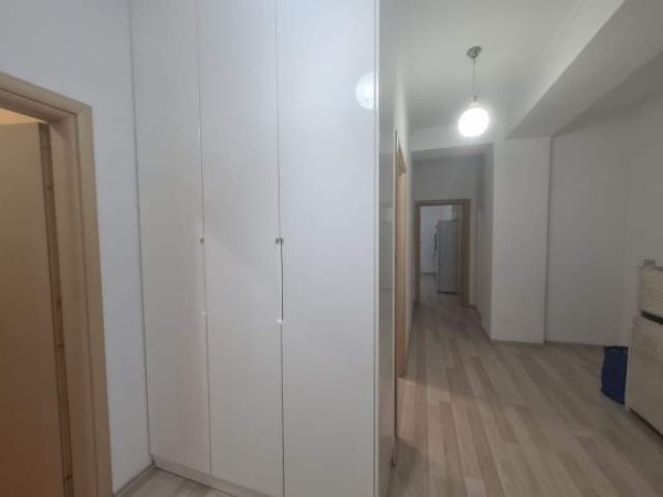 Tirane, jepet me qera apartament 1+1+BLK Kati 1, 85 m² 450 Euro (Rruga e zallit)