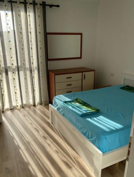 Tirane, jepet me qera apartament 2+1+BLK Kati 2, 80 m² 600 Euro (artan lenja)