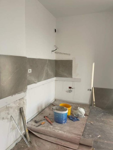 Tirane, jepet me qera apartament 1+1+BLK Kati 7, 63 m² 350 Euro (Fusha e Aviacionit)