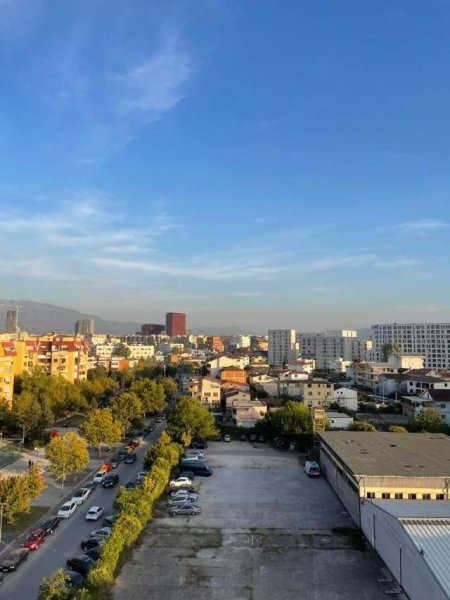 Tirane, jepet me qera apartament 1+1 Kati 6, 68 m² 350 Euro (Fusha e Aviacionit)