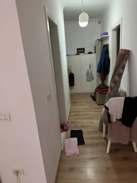 Tirane, shes apartament 2+1+BALLKON Kati 4, 102 m² 153.000 Euro (Yzberisht)