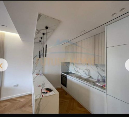 Tirane, jepet me qera apartament 1+1 Kati 4, 66 m² 1.000 Euro (Komuna e Parisit)