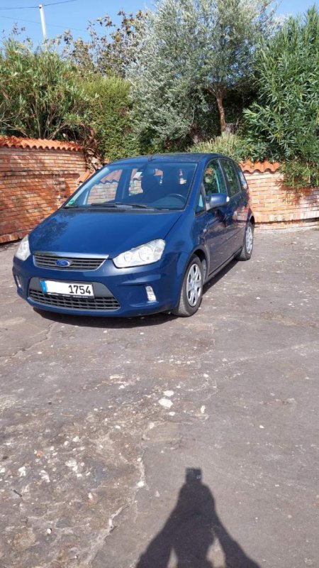 Fier, shitet makine karavan Ford C-MAX Titanium 1.6 TDCI Viti 2009, 3.000 Euro