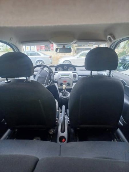 Tirane, shes makine Lancia Ypsilon Viti 2009, 2.200 Euro