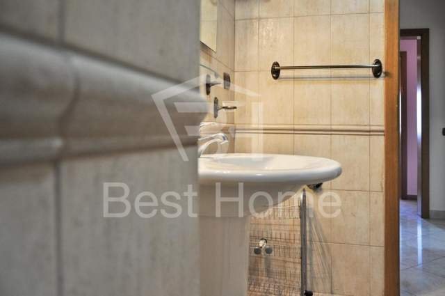 Tirane, jepet me qera apartament 2+1+BLK Kati 9, 95 m² 800 Euro (Rruga Sami Frasheri)