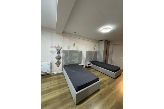 Jepet me qera apartament 2+1 Kati 2, 73 m² 777 € (rruga Xhanfize Keko)