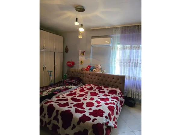 Tirane, shitet apartament 1+1 Kati 1, 78 m² 120.000 € (Yzberisht)