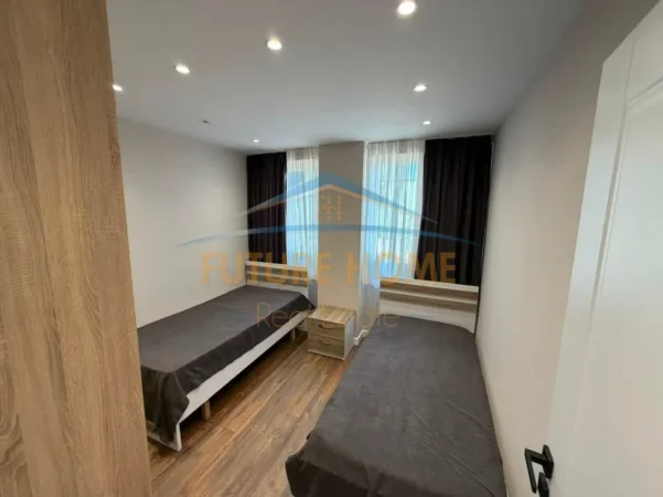 Tirane, jepet me qera apartament 2+1 Kati 3, 75 m² 450 € (Sauk i ri)
