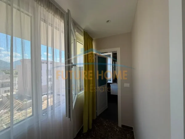Tirane, jepet me qera apartament 2+1 Kati 3, 75 m² 450 € (Sauk i ri)