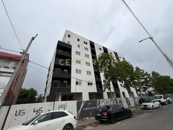 Tirane, shitet apartament 1+1 Kati 3, 75 m² 83.000 € (Paskuqan)