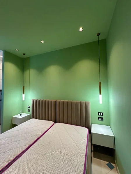 Tirane, jepet me qera apartament 1+1+Aneks+Ballkon Kati 3, 650 € (Bulevardi I Ri)