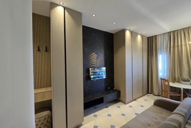 Tirane, jepet me qera garsonier 1+1 Kati 3, 48 m² 400 € (Astir)