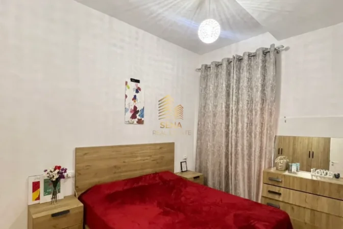 Tirane, jepet me qera apartament 1+1+Ballkon Kati 3, 67 m² 450 € (Jordan Misja)