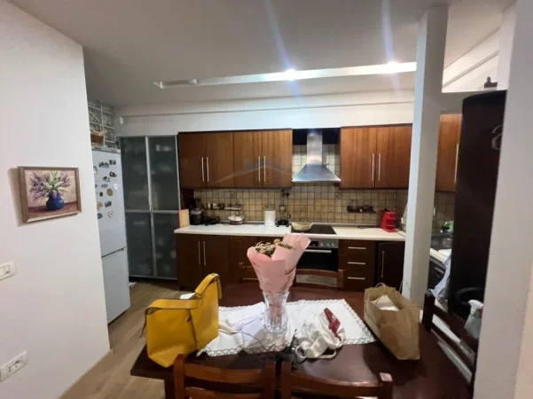 Tirane, shitet apartament 3+1 Kati 1, 103 m² 220.000 € (Don Bosko)