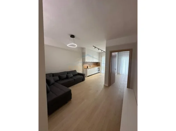 Tirane, shitet apartament 2+1 Kati 2, 77 m² 119.000 € (Fresk)