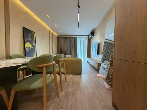 Tirane, jepet me qera apartament 2+1+Ballkon Kati 3, 1.500 € 