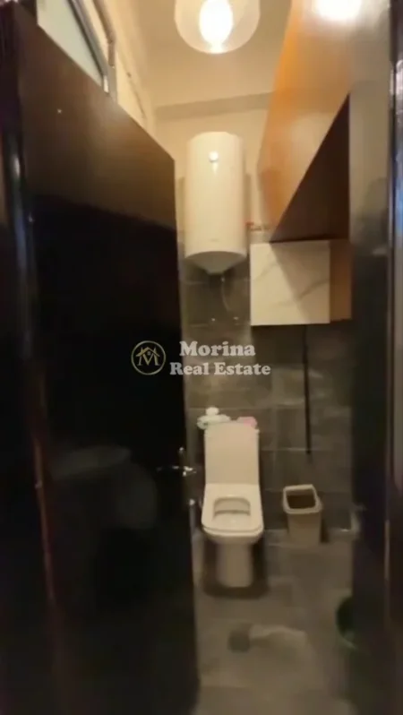 Tirane, shitet ambjent biznesi Kati 0, 55 m² (Rruga Xhanfize Keko)
