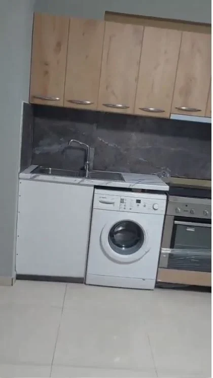 🏡 Jepet me Qera Garzoniere ne Selite afer Universitetit Barleti,  350 mije lekee