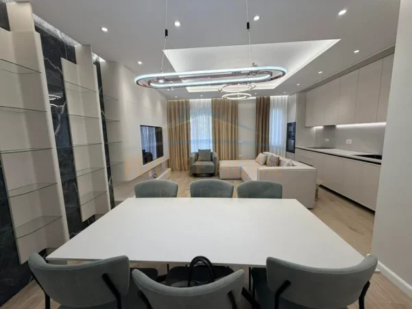 Tirane, shitet apartament 3+1 Kati 4, 141 m² 317.000 € (Kompleksi E88)