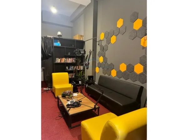 Tirane, shitet ambjent biznesi Kati 0, 40 m² 130.000 € (Unaza e re)