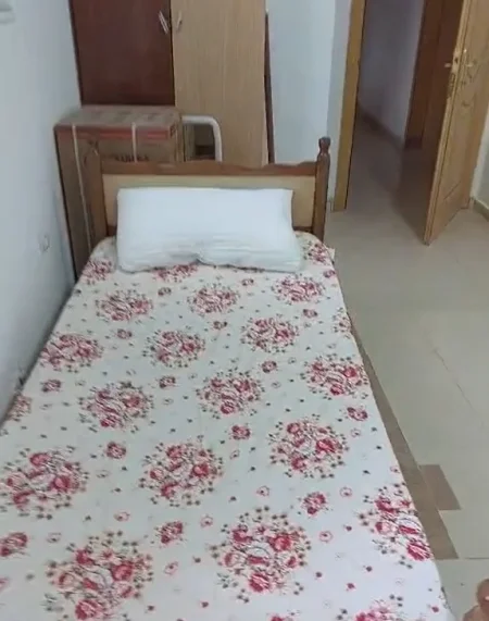 Tirane, jepet me qera garsonier Kati 2, 30 m² 300 € (Qytet Studenti)