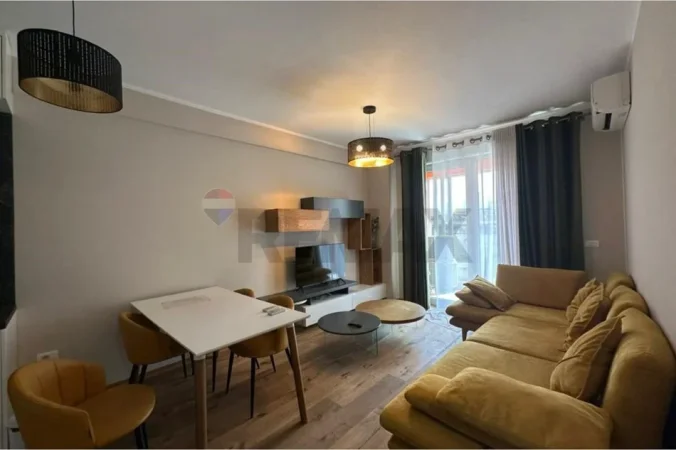 Tirane, jepet me qera apartament 1+1 Kati 2, 74 m² 700 € (zogu i zi)