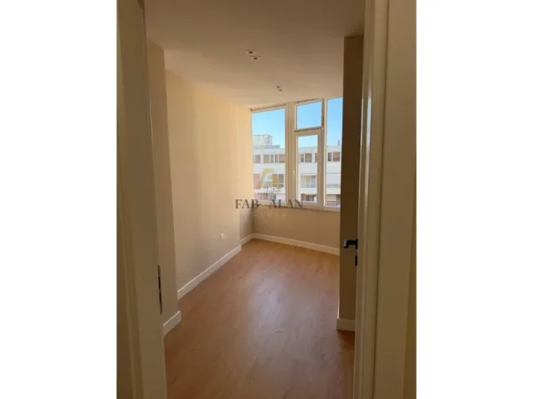Tirane, shitet apartament Kati 11, 80 m² 190.000 € 