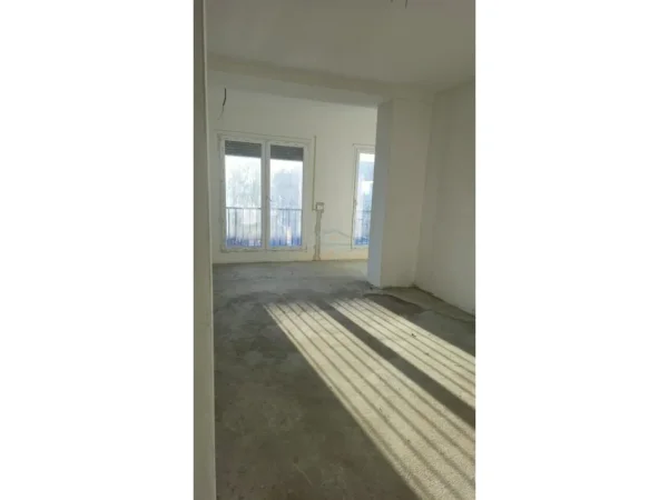 Tirane, shitet apartament+verande | Penthouse 2+1 Kati 7, 97 m² 278.000 € (Ali Dem)