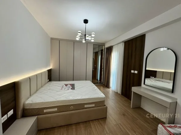Tirane, jepet me qera apartament 2+1 Kati 8, 125 m² 1.300 € (Tirana Garden building)