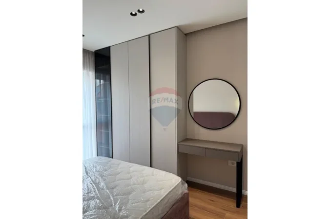 Tirane, jepet me qera apartament 1+1 Kati 3, 750 € 
