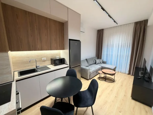 Tirane, jepet me qera apartament 1+1 Kati 9, 60 m² (Ali Demi)
