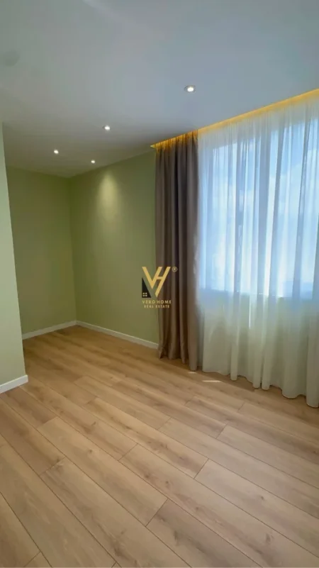 Tirane, shitet apartament 2+1+Ballkon Kati 9, 70 m² 235.000 € (MYSLYM SHYRI)