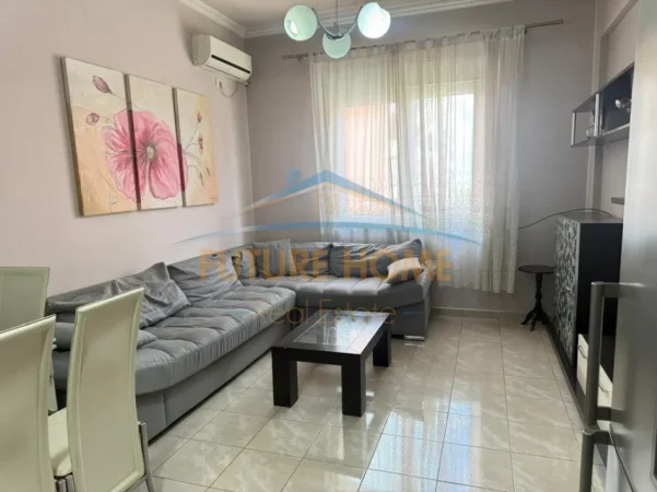 Tirane, shitet apartament 2+1+Ballkon Kati 5, 84 m² 220.000 € 