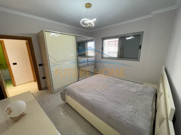 Tirane, shitet apartament 3+1+Aneks+Ballkon Kati 2, 149 m² 310.000 € 