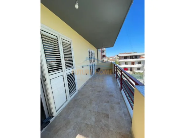 Tirane, shitet apartament 3+1+Aneks+Ballkon Kati 2, 149 m² 310.000 € 