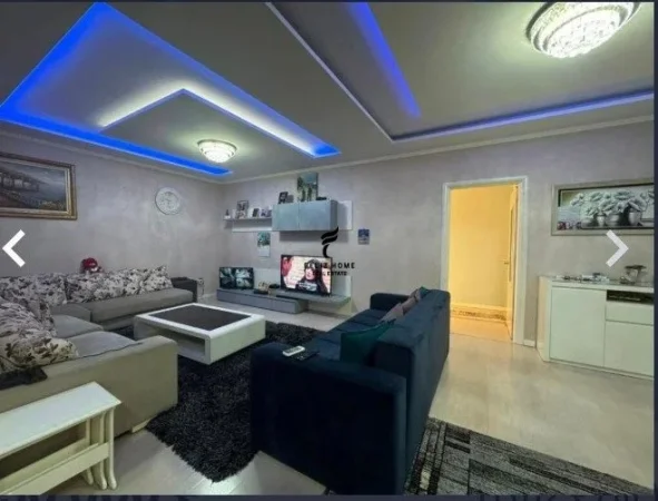 Tirane, shitet apartament 3+1 Kati 4, 155 m² 250.000 € (ASTIR)