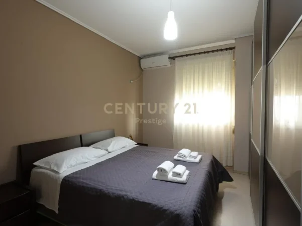 Tirane, shitet apartament 2+1 Kati 5, 119 m² 200.000 € 