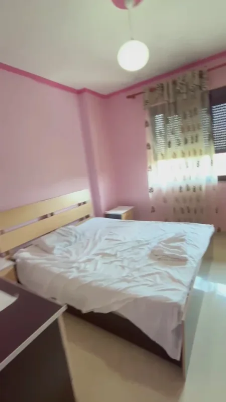 Tirane, jepet me qera apartament 2+1+Ballkon Kati 8, 110 m² 450 € (Return Coffe Rruga Astrit Losha, Tiranë, Albania)