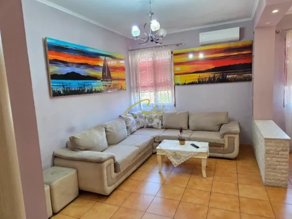 Tirane, jepet me qera apartament 2+1 Kati 3, 70 m² 500 € (ISH FUSHA AVIACIONIT)