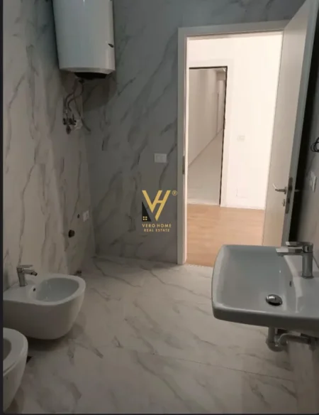 Tirane, jepet me qera apartament Kati 0, 47 m² 290 € (ALI DEMI)