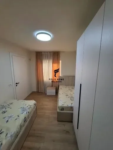 Tirane, jepet me qera apartament 2+1 Kati 4, 65 m² 600 € (RRUGA E BARRIKADAVE)